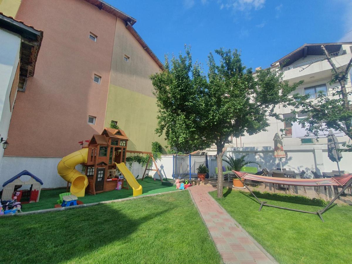 Cherry Garden Apartments Sveti Vlas Exterior photo