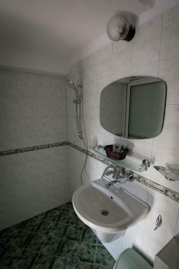 Cherry Garden Apartments Sveti Vlas Exterior photo